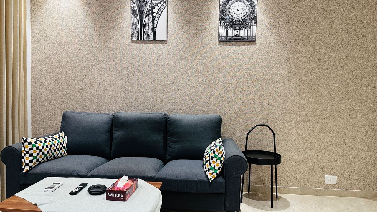 Photo of Livingroom in Hiranandani Gardens
