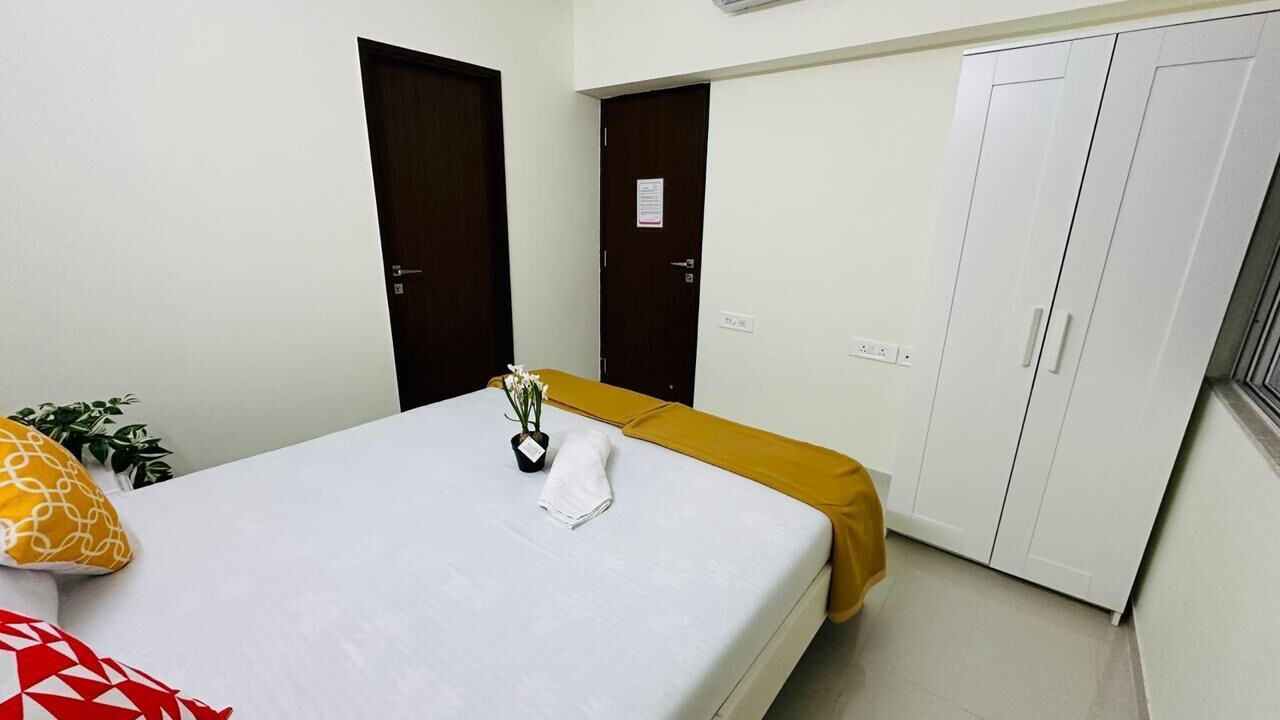 Photo of Bedroom in Malad East