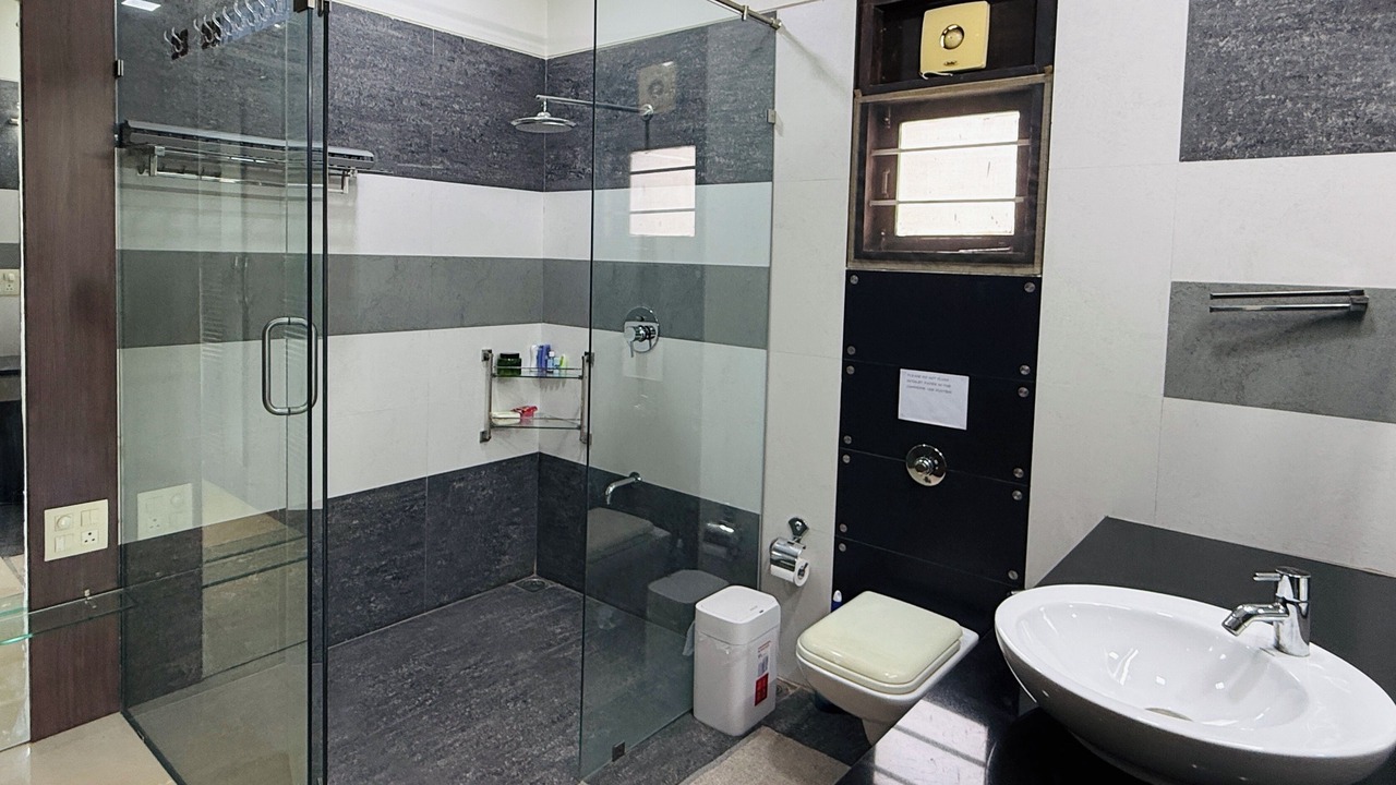 Photo of Bathroom in Vastrapur