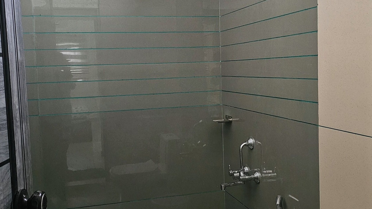 Photo of Bathroom in Eloor