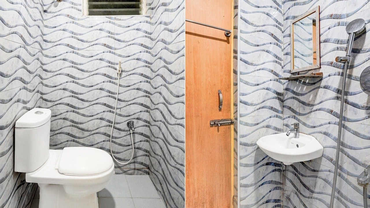 Photo of Bathroom in Porur