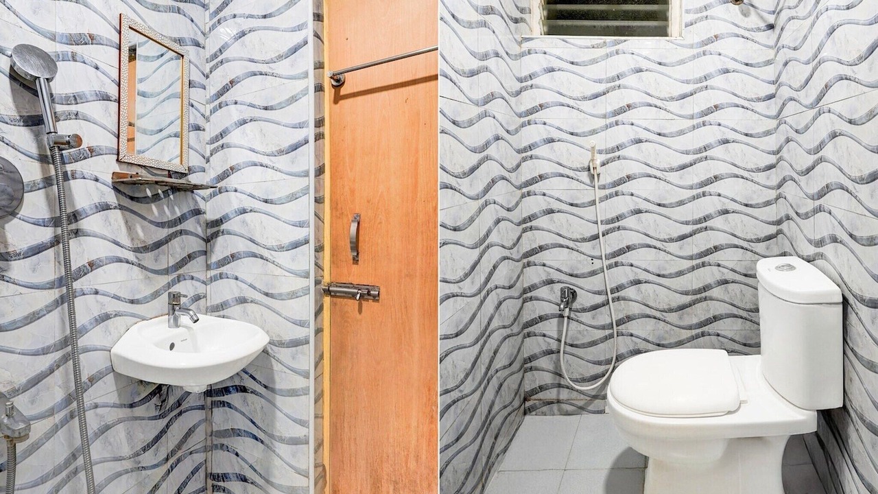 Photo of Bathroom in Porur