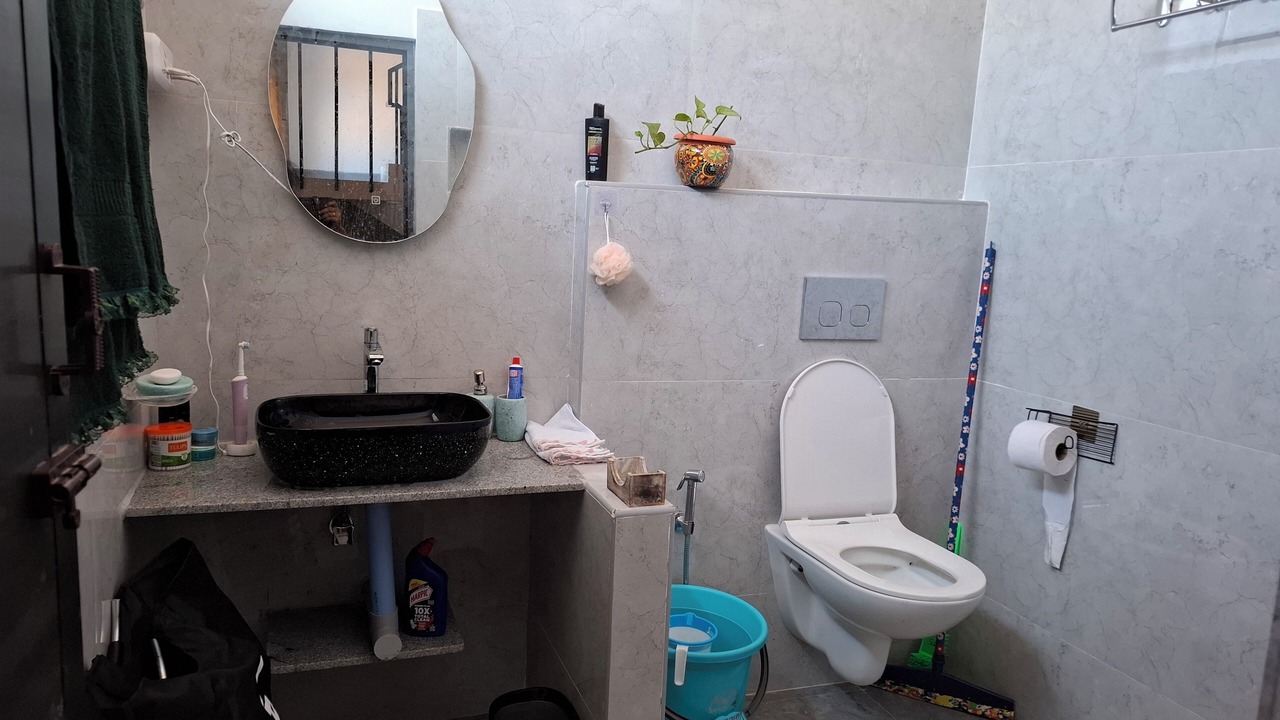 Photo of Bathroom in Tindivanam