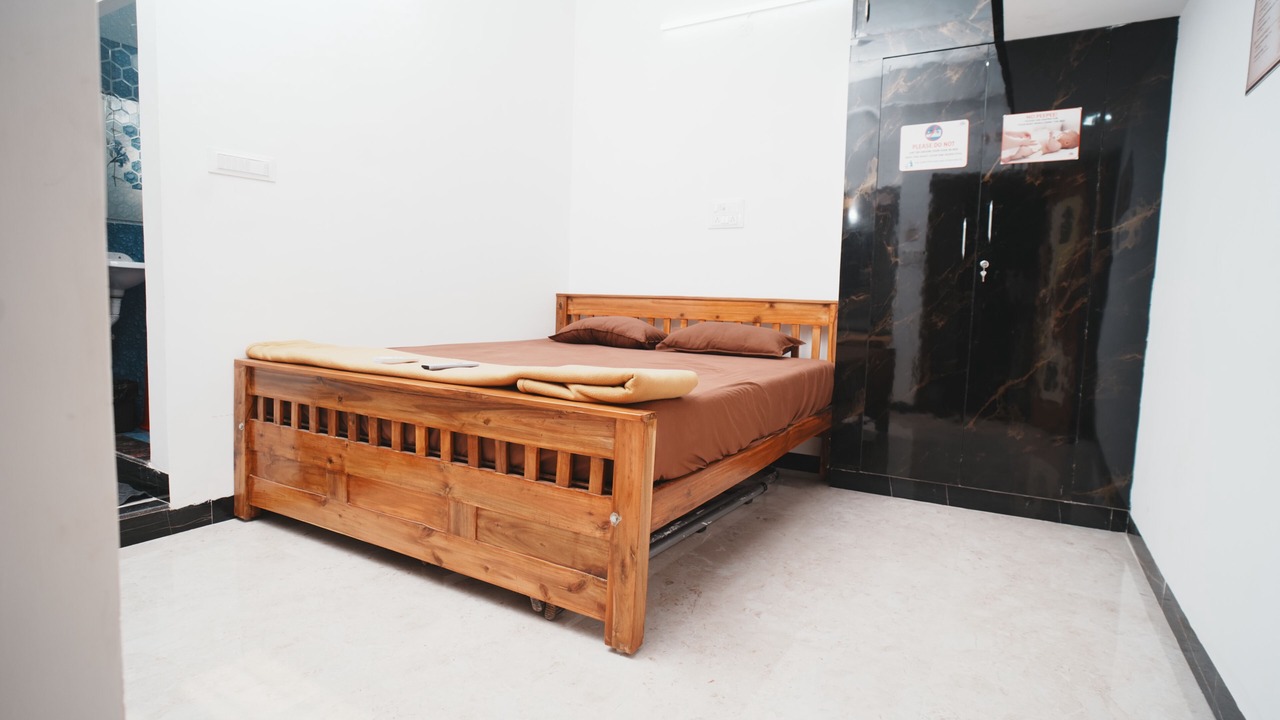 Photo of Bedroom in Tiruvannamalai