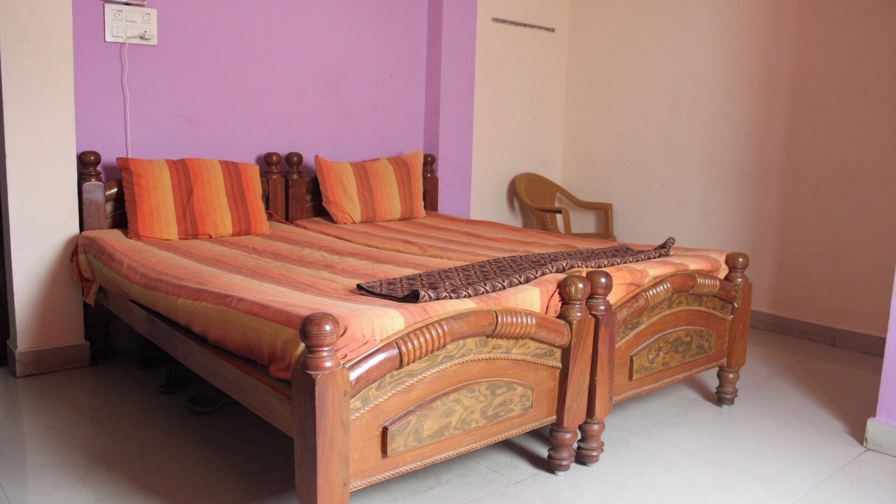 Photo of Bedroom in Katpadi