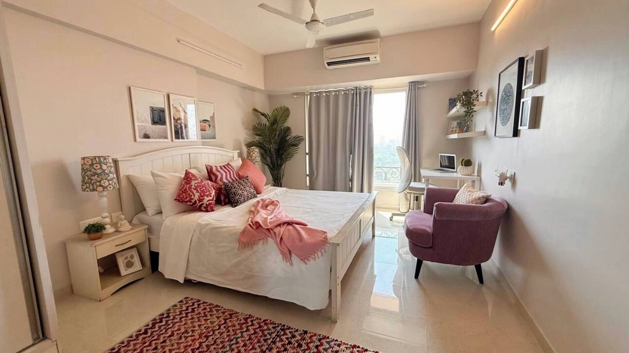 Photo of Bedroom in Bandra East