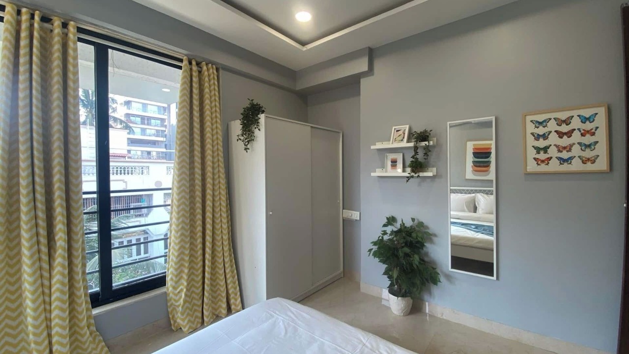 Photo of Bedroom in Pali Hill