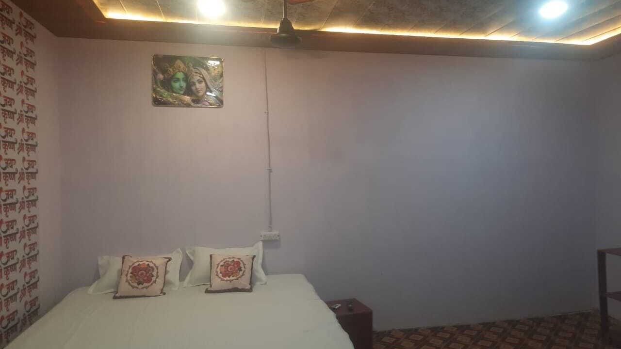 Photo of Bedroom in Mathura