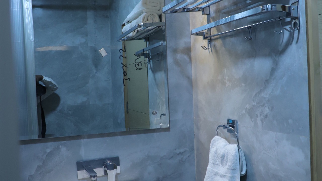 Photo of Bathroom in Paharganj