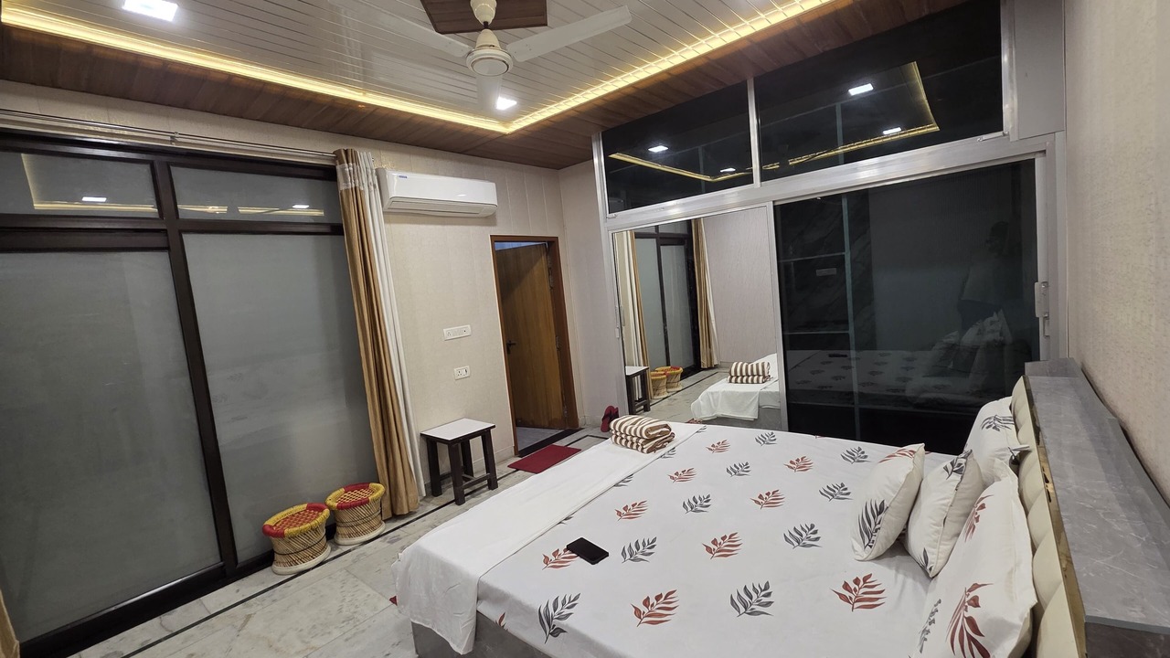 Photo of Bedroom in Dhanauli