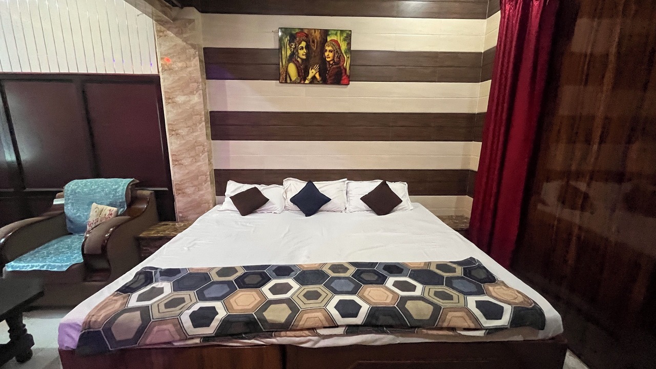 Photo of Bedroom in Vrindavan