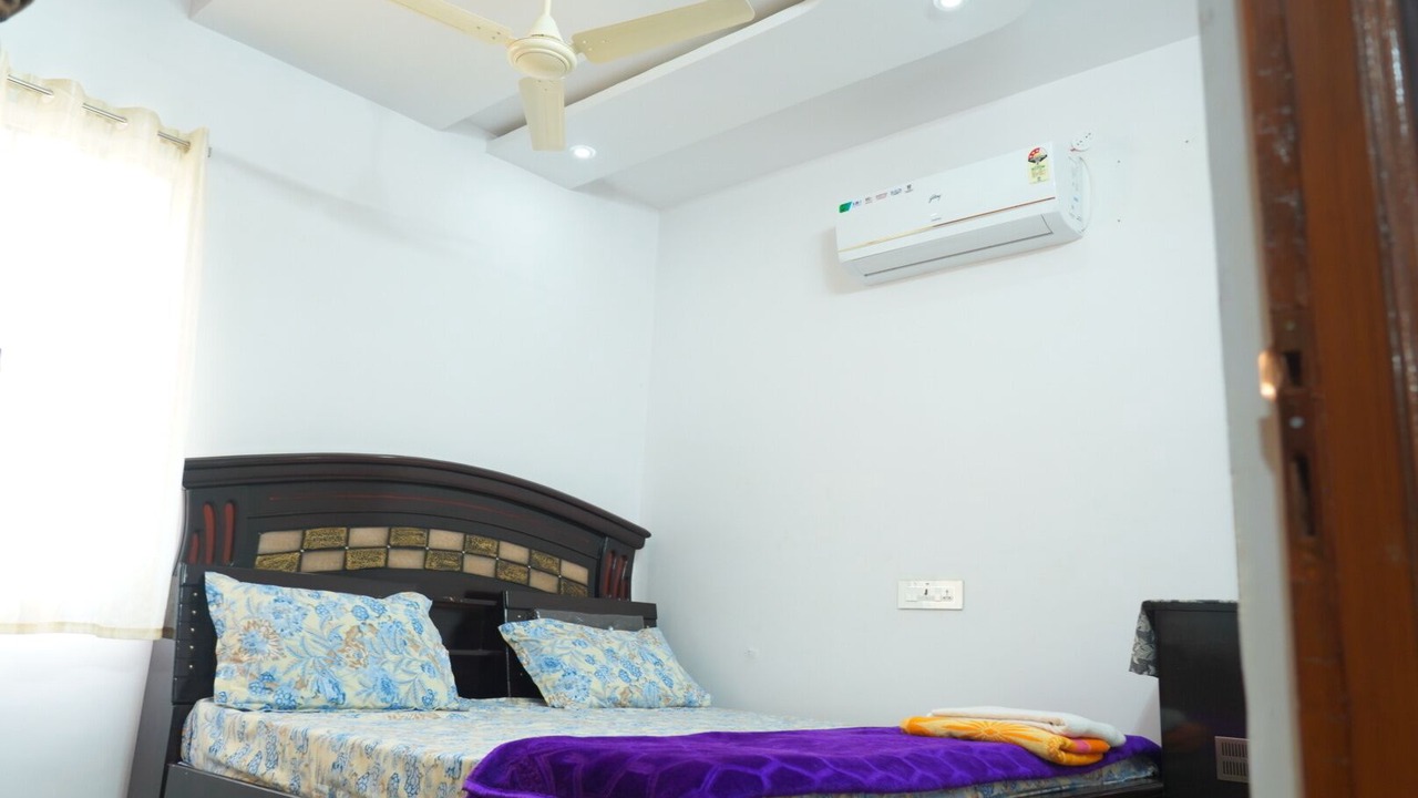 Photo of Bedroom in Palakollu