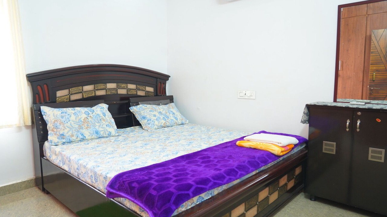Photo of Bedroom in Palakollu