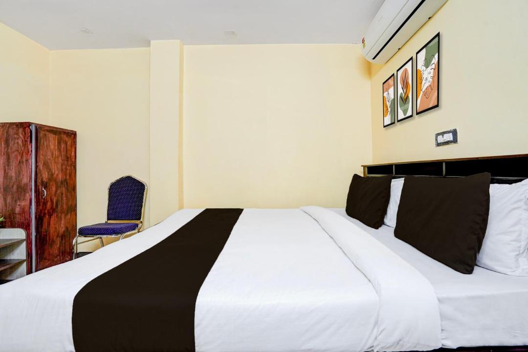 Photo of Bedroom in Annavaram