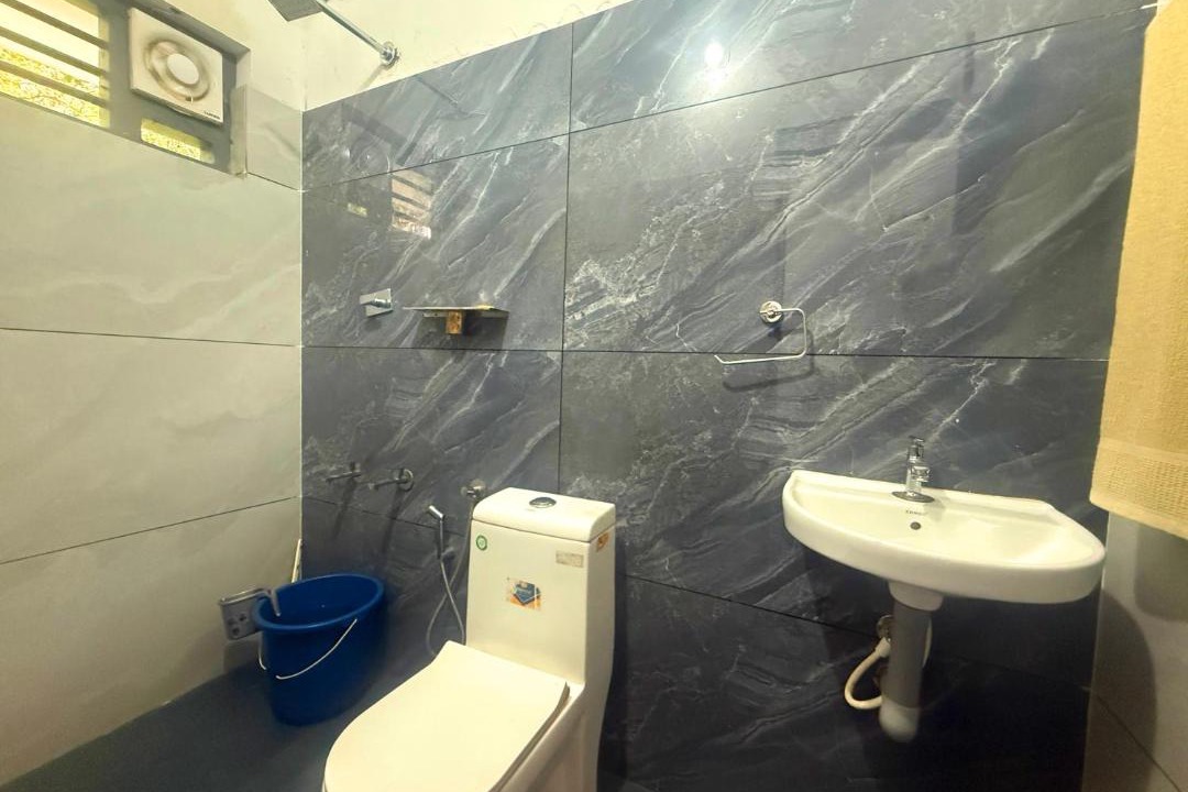 Photo of Bathroom in Vayittiri