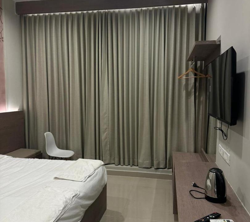 Photo of Bedroom in Injambakkam