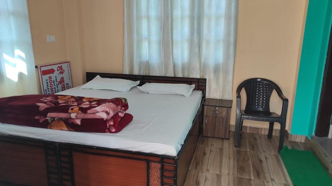 Photo of Bedroom in Sarahan