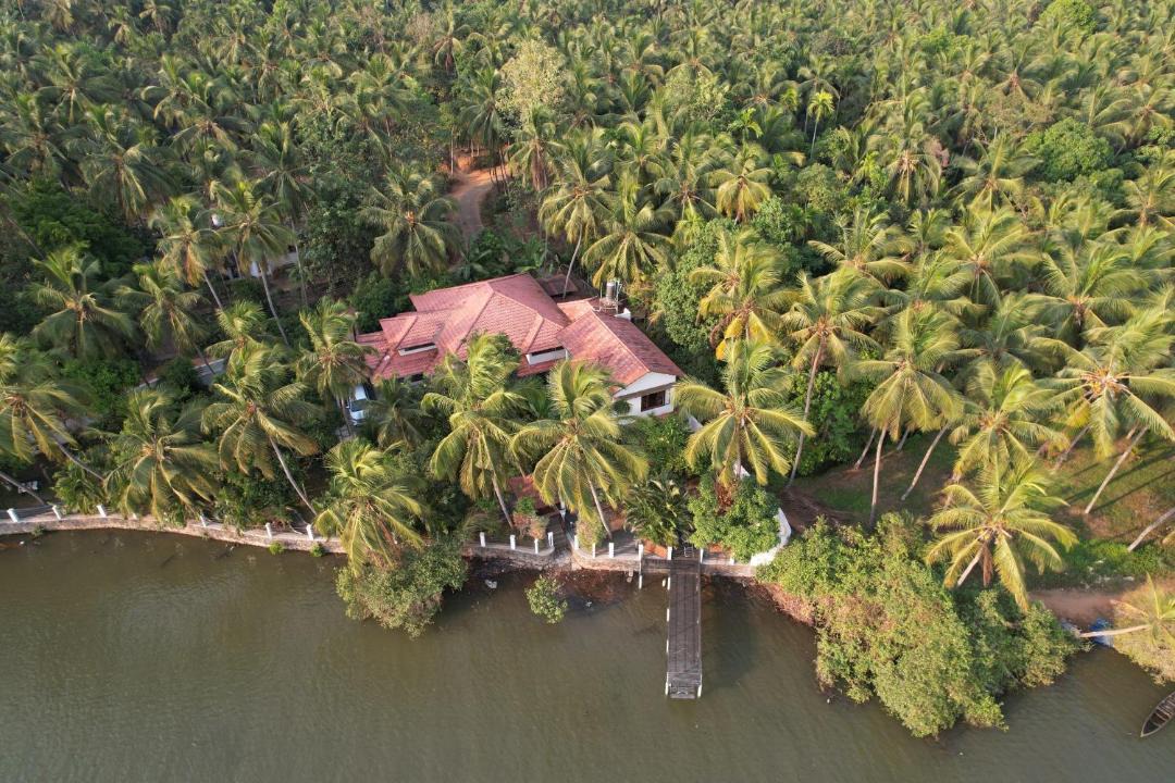 Photo of Others in Quilandi