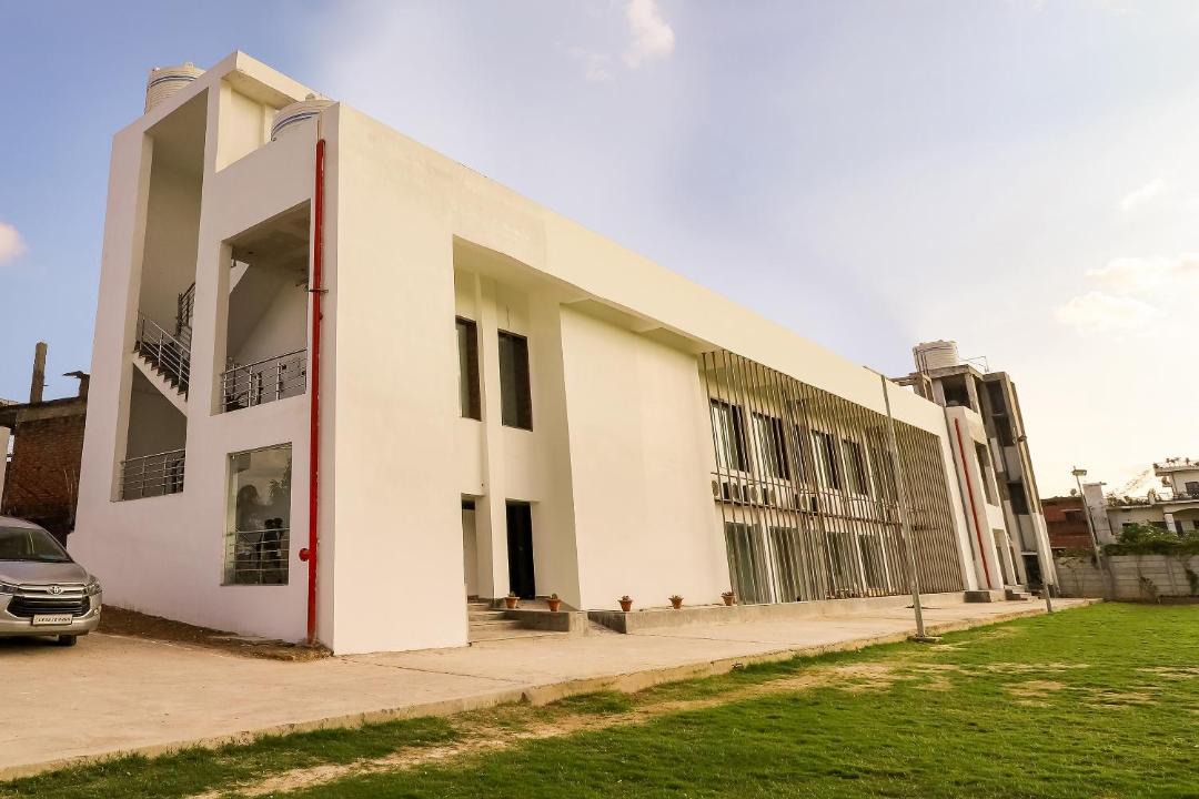 Photo of Buildings in Lucknow