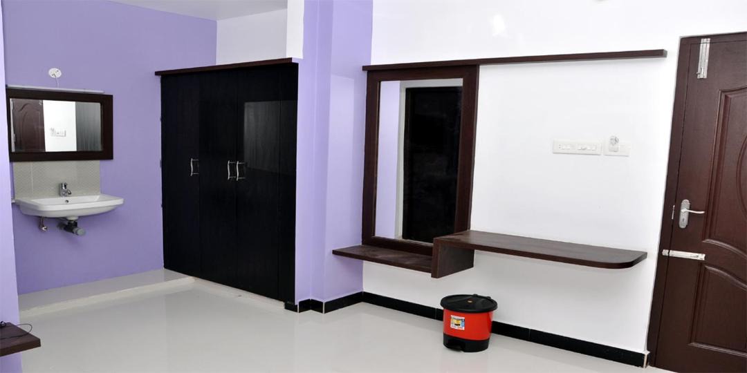 Photo of Bathroom in Palani
