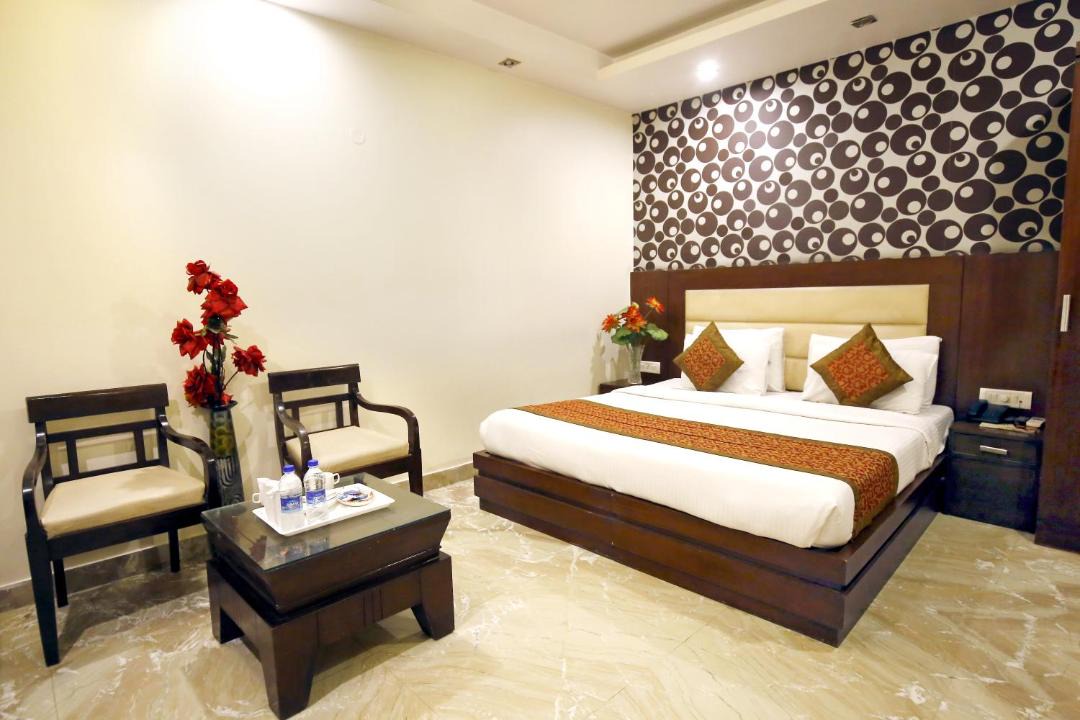 Photo of Bedroom in Karol Bagh