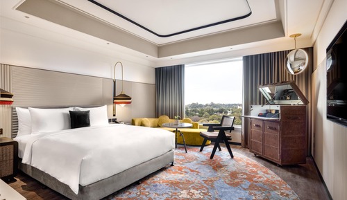 Premium Room, 1 King Bed