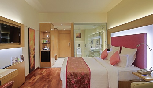 Superior Room, 1 King Bed