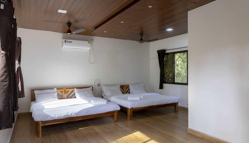 Deluxe Double Room, Balcony, Pool View