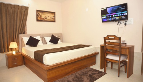 Luxury Double Room, 1 Queen Bed, Balcony, City View