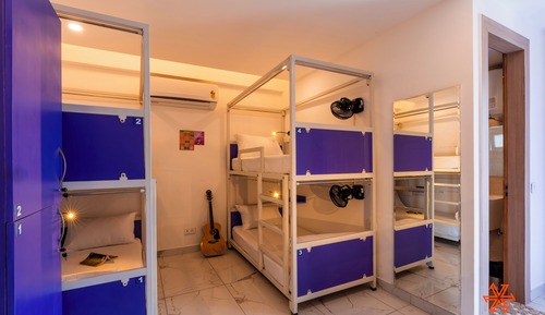 Deluxe 6 Bed Mixed Dorm (with balcony)