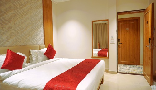 Superior Single Room, 1 King Bed, Garden View