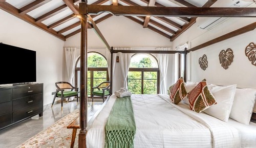 Deluxe Villa, Balcony