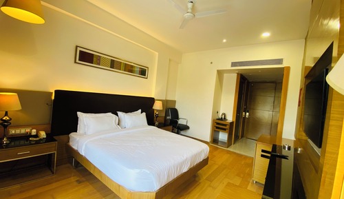 Superior Room, Garden View