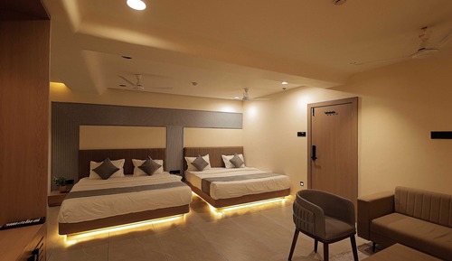 Royal Family Suite
