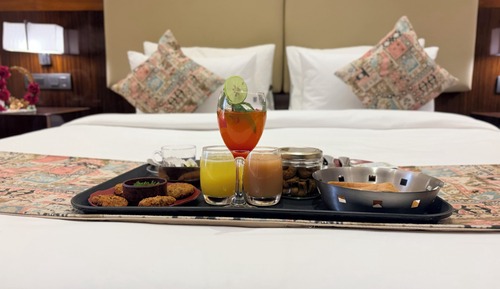 Luxury Room, 1 King Bed