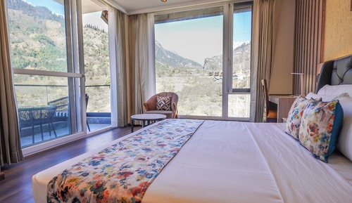 Premium Room