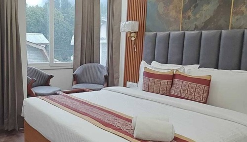 Skyview Deluxe room without Balcony