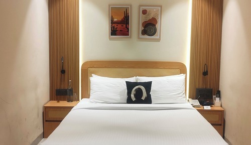 M Room