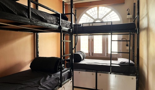 Comfort Shared Dormitory, Mixed Dorm, Non Smoking, Housekeeping