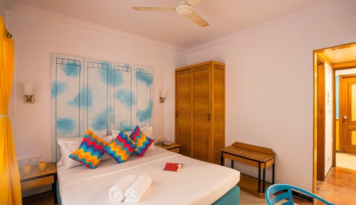 Deluxe Private AC Room With Ensuite Bathroom