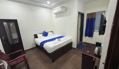 Classic Double Room, City View