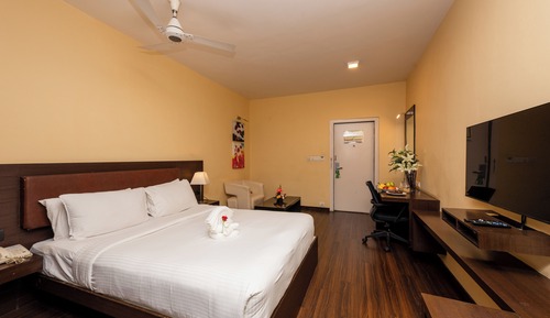 Club Double Room, City View