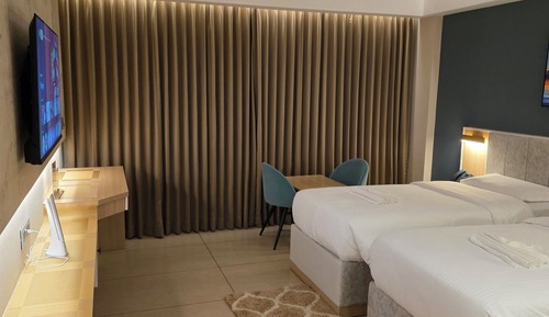 Superior Double or Twin Room, 2 Twin Beds, Mountain View