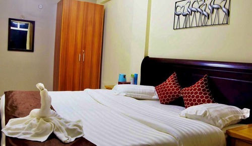 Family Single Room