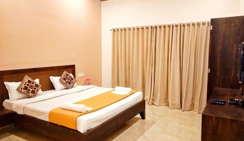 Deluxe Double Room, Balcony, Mountain View