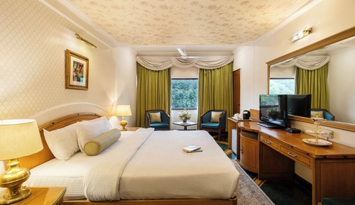 Luxury Studio Suite, City View