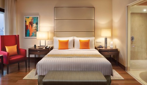 Deluxe Ocean View Suites
