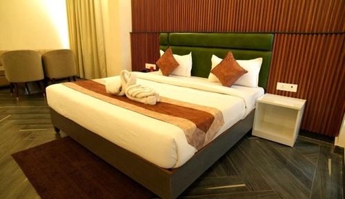 Family Suite, City View