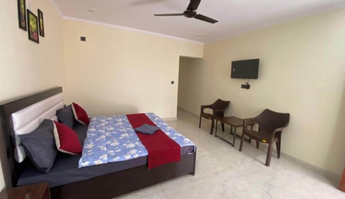 Family Room, City View