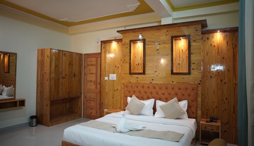 Family Room, Multiple Beds